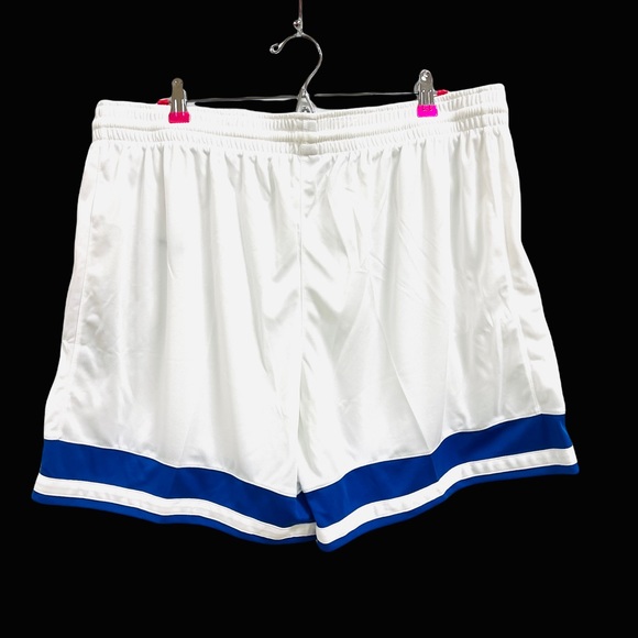 NWT Nike Women's Shorts Dri-Fit  White/Blue Basketball 932198-108 Plus Sz 3XL - Picture 2 of 5